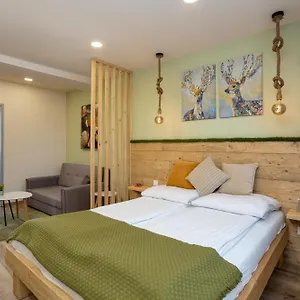 Forro Fogado & Bauer Bistro Inn Roszke
