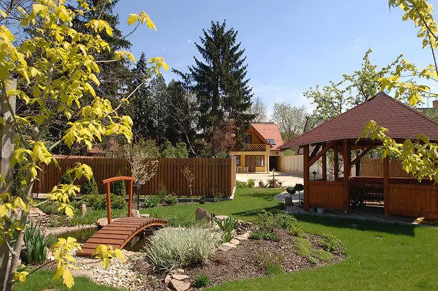 Aranykert Vendeghaz Guest House Eger